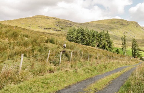 Letterbarrow Cottage | BLUE STACK HOUSE, family friendly in Donegal Town, County Donegal