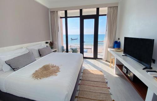 Koh Tao Hotel | Blue Tao Beach Hotel - SHA Plus