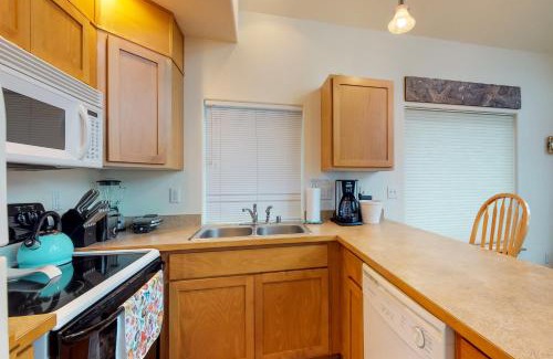 Pacific Beach House | Blue Wave Cottage