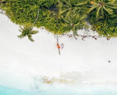 Kudahuvadhoo House | Blue Wave Hotel Maldives- Surf-fishing and beach -Free domestic transport when booked fullboard for a week