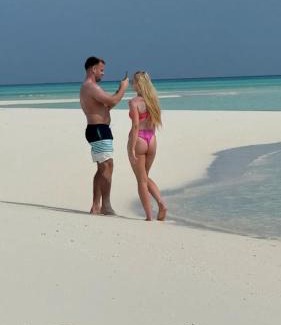 Kudahuvadhoo House | Blue Wave Hotel Maldives- Surf-fishing and beach -Free domestic transport when booked fullboard for a week