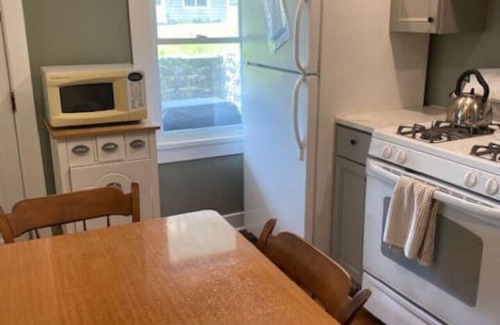 Plattsburgh Cabin | Blueberry Cottage Lake Champlain
