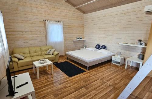 Agios Nikitas House | Blueberry