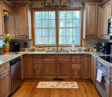 Ferguson House | Blueberry Ridge by Leatherwood Mountains Resort