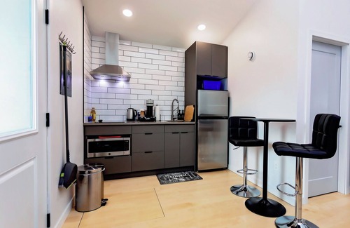 Kitimat Apartment | Blueberry Studio Suiten1 Bedroom executive studio in the heart of Kitimat BC