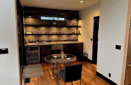 Century West House | Bluebird Day - Hawks Nest