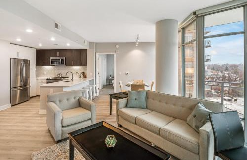 Woodmont Triangle Apartment | Bluebird Suites Near Chevy Chase