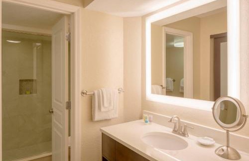 Ormond Shores Hotel | Bluegreen Vacations Casa Del Mar