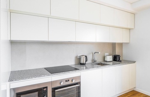 Casal da Ladeira Apartment | Blueground | Alvalade, balcony, nr Campo Pequeno
