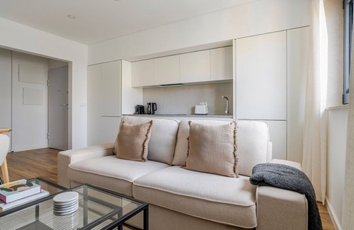 Casal da Ladeira Apartment | Blueground | Alvalade, view, nr Campo Pequeno