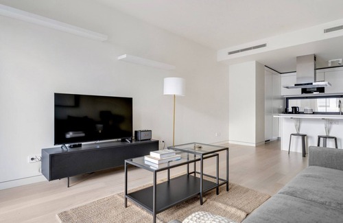 Sao Sebastiao da Pedreira Apartment | Blueground | Avenidas Novas, terrace, nr Parque Eduardo VII