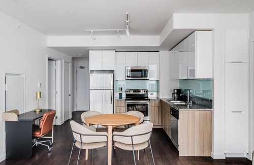 Kirkland Apartment | Blueground | Bellevue, pool & w/d, nr park