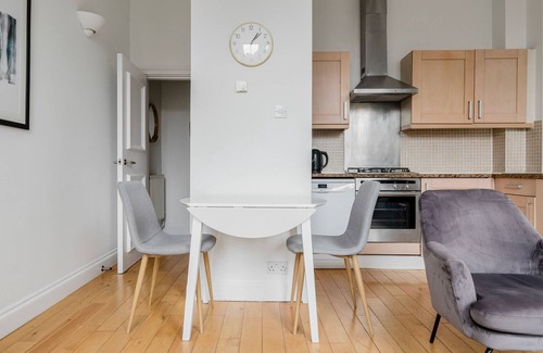 Barbican Apartment | Blueground | Clerkenwell, near Moorgate & tube