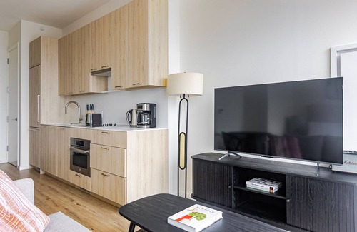 Clinton Hill Apartment | Blueground | Clinton Hill, rooftop pool, nr Fort Greene Park