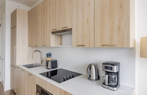 Clinton Hill Apartment | Blueground | Clinton Hill, rooftop pool, nr Fort Greene Park
