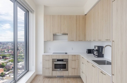 Clinton Hill Apartment | Blueground | Clinton Hill, pool, nr Prospect Park
