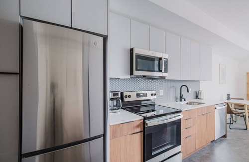 Squire Park Apartment | Blueground | First Hill, w/d, nr Chinatown