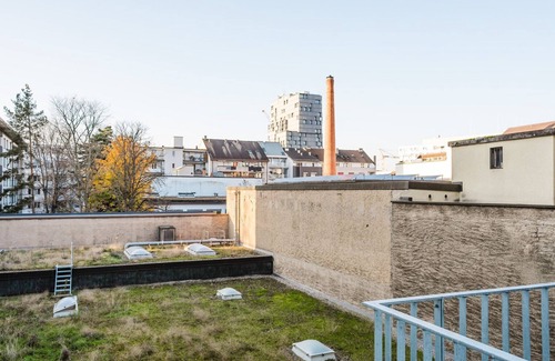 Vicques Apartment | Blueground | Gundeldingen 2bd apartment