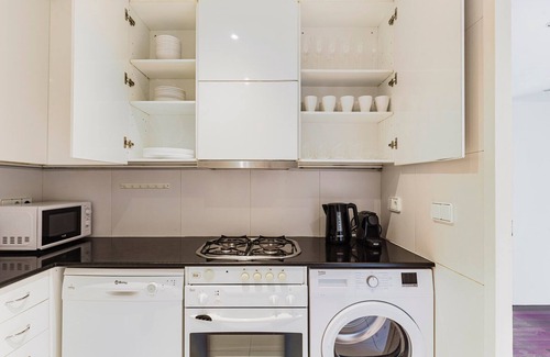 La Maternitat i Sant Ramon Apartment | Blueground | La Maternitat, balcony, near Camp Nou