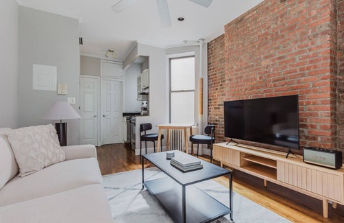 Nolita Apartment | Blueground | Nolita, washer/dryer, nr Bowery