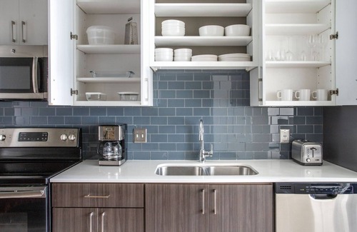 NoMa Apartment | Blueground | NoMa, rooftop pool, nr Union Station