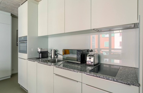 Oerlikon Apartment | Blueground | Oerlikon, balcony, nr Zurich Zoo