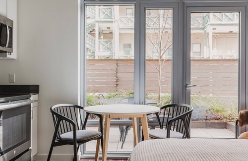 Cascade Apartment | Blueground | S Lake Union, gym & w/d, nr museum