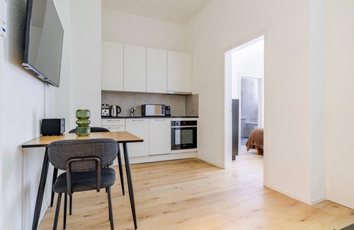 Seebach Apartment | Blueground | Seebach, washer, nr Zurich Zoo