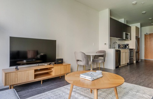 South Lake Union Apartment | Blueground | South Lake Union, rooftop, nr Lake Union
