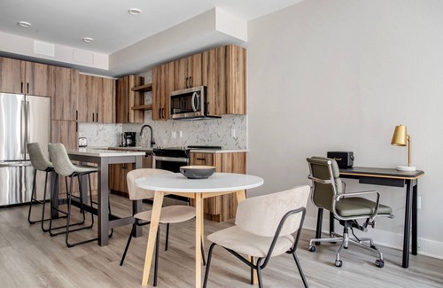 North Capitol Street Apartment | Blueground | Sursum Corda, rooftop, nr National Mall