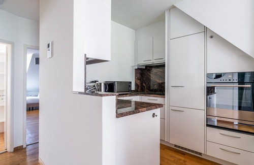 Niederdorf Apartment | Blueground | Zurich town hall, city view, nr Rathaus