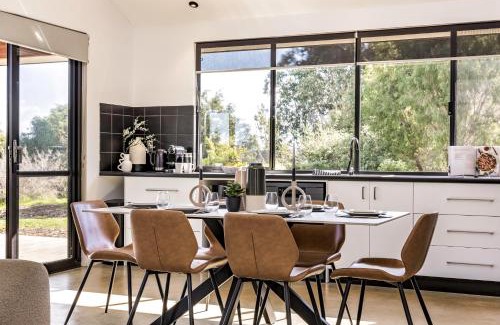 Yallingup House | Bluegum Hideaway - luxury accom, air-con throughout, 2 kitchen & living areas