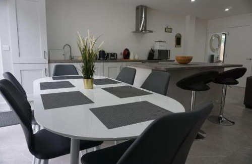 Lecemy Apartment | Bluestack View Apartment