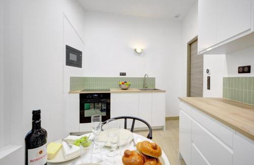 Quartier de la Plaine-de-Monceaux Apartment | Bluestay 287 - Superbe appartement à Paris 17