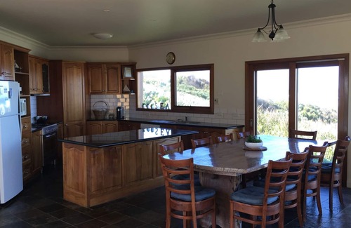 Victoria House | Bluestone Bay - Port Fairy