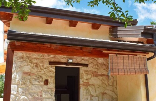 Drapia House | Bluiaia -Bilo - a terrace in the countryside.