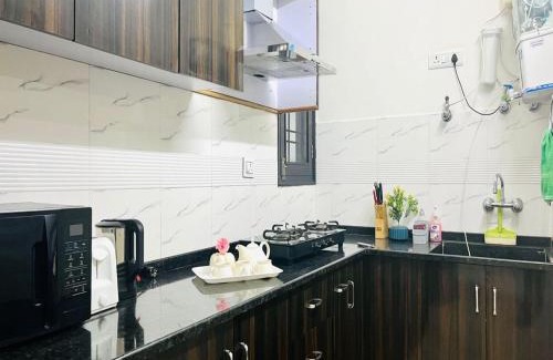 Vaishali Nagar Apartment | BluO 2BR Jaipur - Lift, Balcony, Parking, Terrace