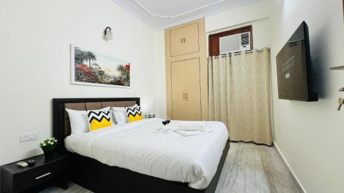 Rohini Apartment | BluO Modern 1BHK Rohini - Parking , Balcony