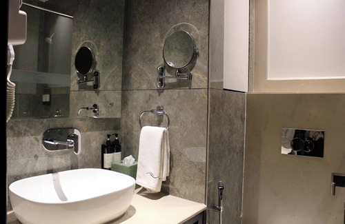 Ranjit Avenue Hotel | BluSalzz Residence Amritsar