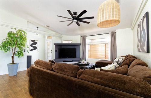 Blythe House | Blythe's Havennnnn