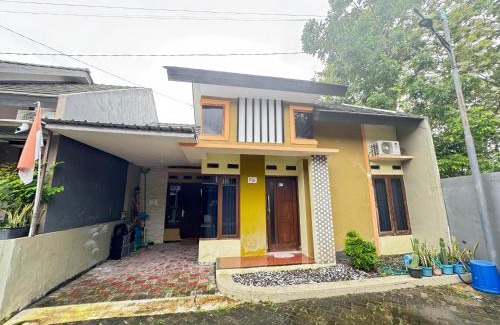 Yogyakarta House | BMR F6 Homestay Jogja