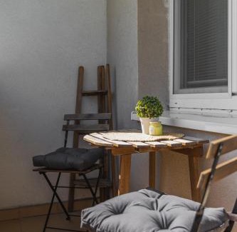 Ruzinov Apartment | BNB Polarna Escape with Balcony
