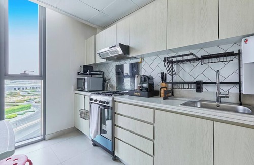 Dubai Production City Apartment | bnbme - Afnan 4 - Midtown - 1 BDR