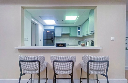 Dubai Apartment | bnbme - Golf Tower - 2 BDR
