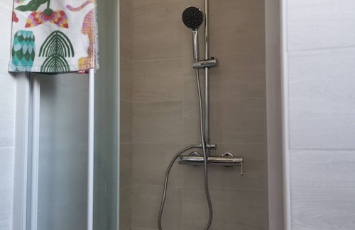 Passirana Apartment | Bnbook Passirana Studio with fast wifi