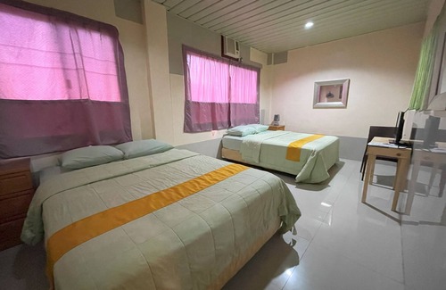 Basak Hotel | BnT Inn Cebu powered by Cocotel