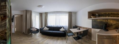 Gospoldshofen Apartment | Boarding & HOUSE T24