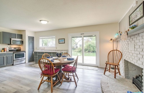 St. Marys Apartment | Boat Dock: Couple's Grand Lake Getaway!