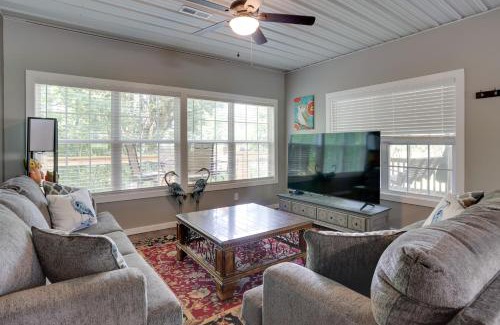 New Johnsonville House | Boat Ramp Access Dog-Friendly Kentucky Lake Gem