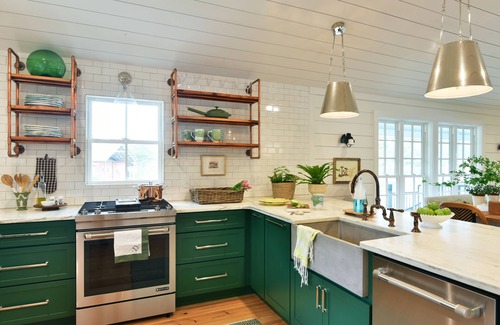 Warwick House | Boaters Dream Lake House 3/3.5 with 2 kitchens